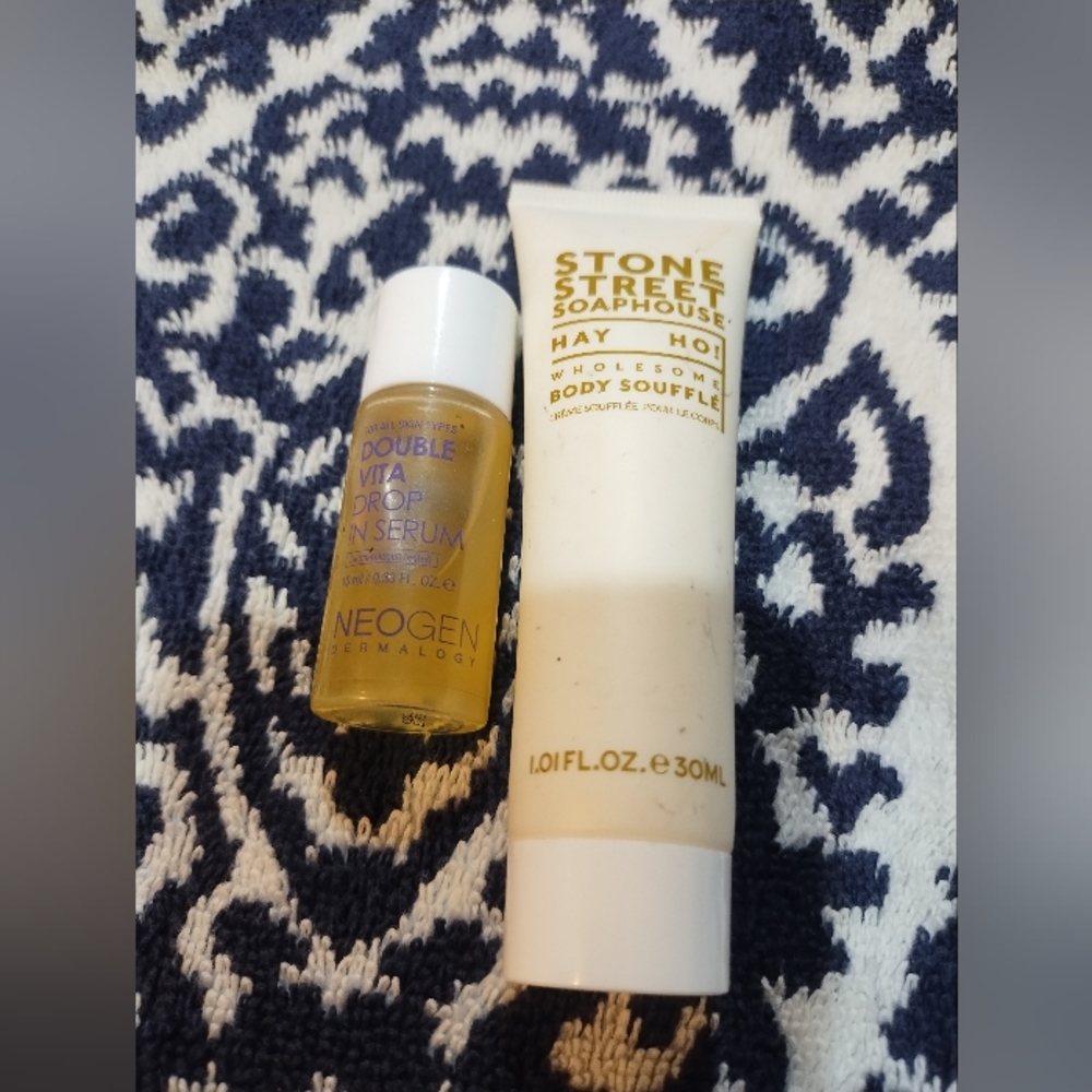 Lot Of 2 Body Souffle And Serum